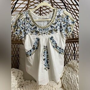 Anthropologie Hazel embroidered top XS